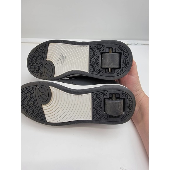 Heelys black and white size 7 youth - Picture 7 of 7